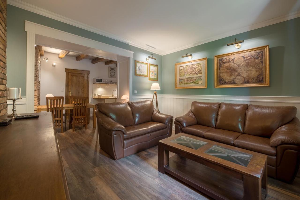 Old House Apartments Poznan Ngoại thất bức ảnh