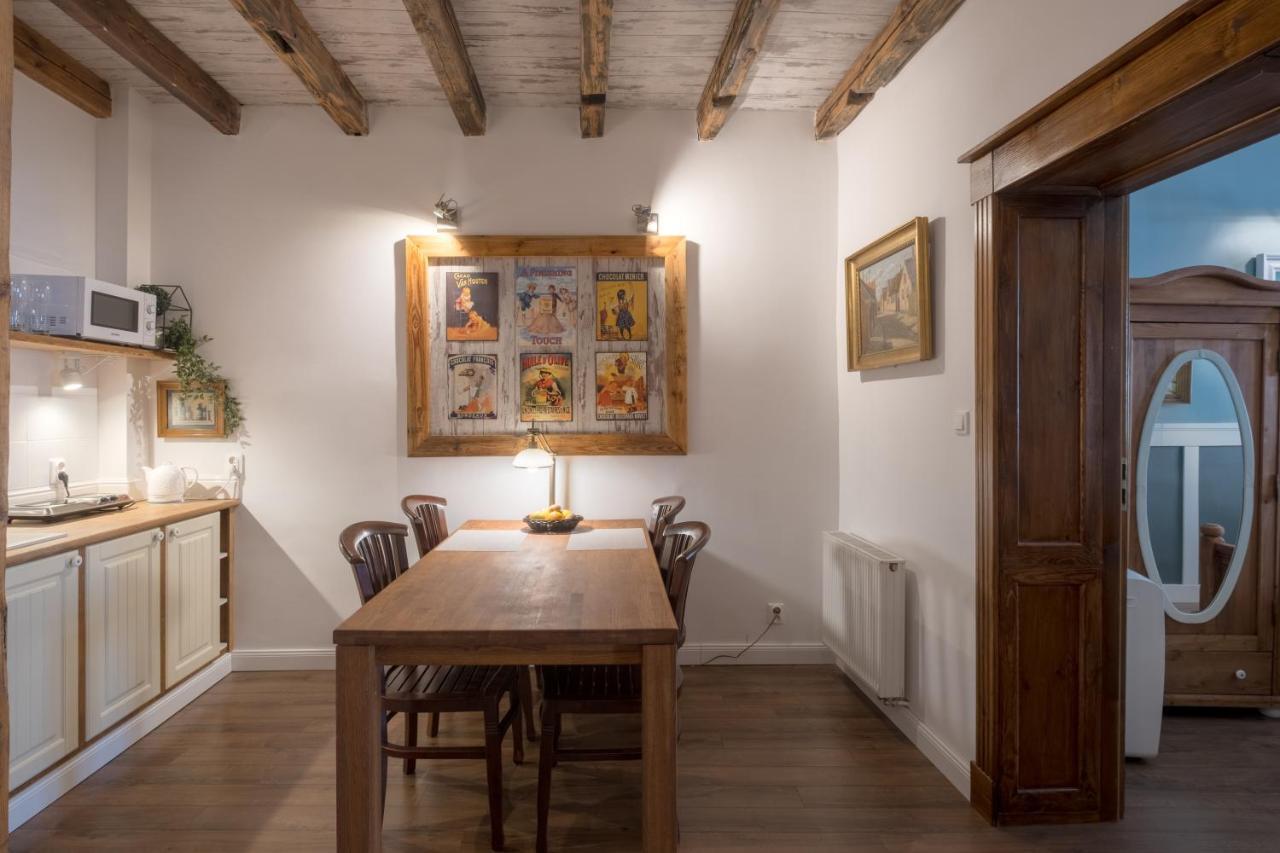 Old House Apartments Poznan Ngoại thất bức ảnh