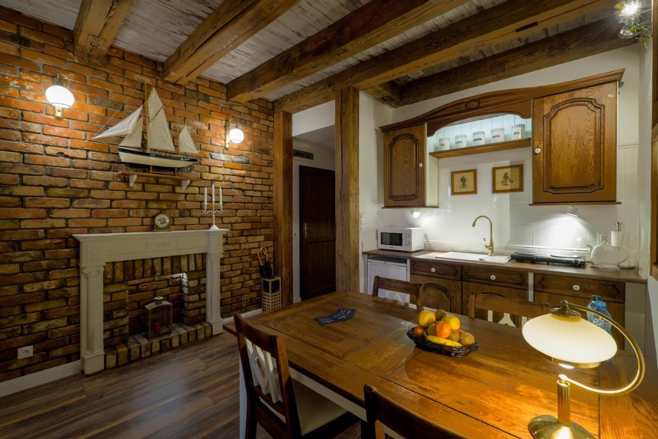 Old House Apartments Poznan Ngoại thất bức ảnh
