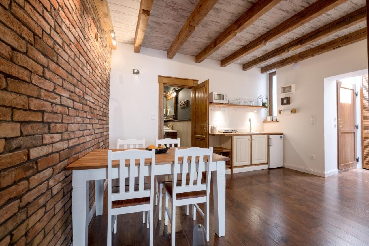 Old House Apartments Poznan Ngoại thất bức ảnh